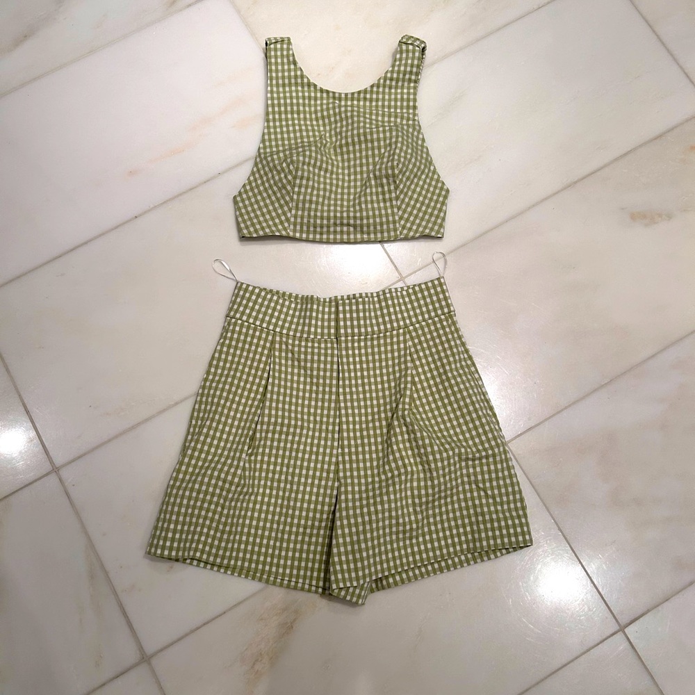 New ZARA s e t s